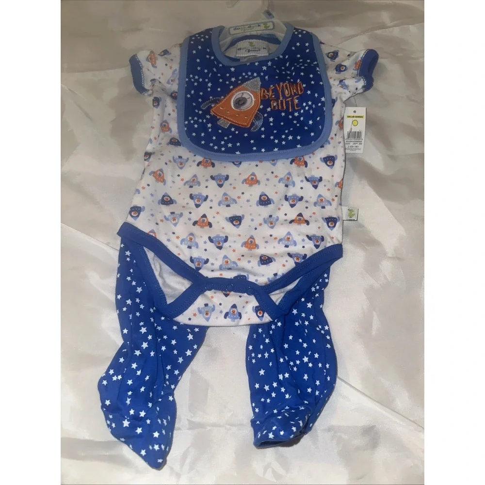 Duck Duck Goose Baby Boys 3pc Rocket Ship Set Bodysuit Pants Bib 6-9M Blue New